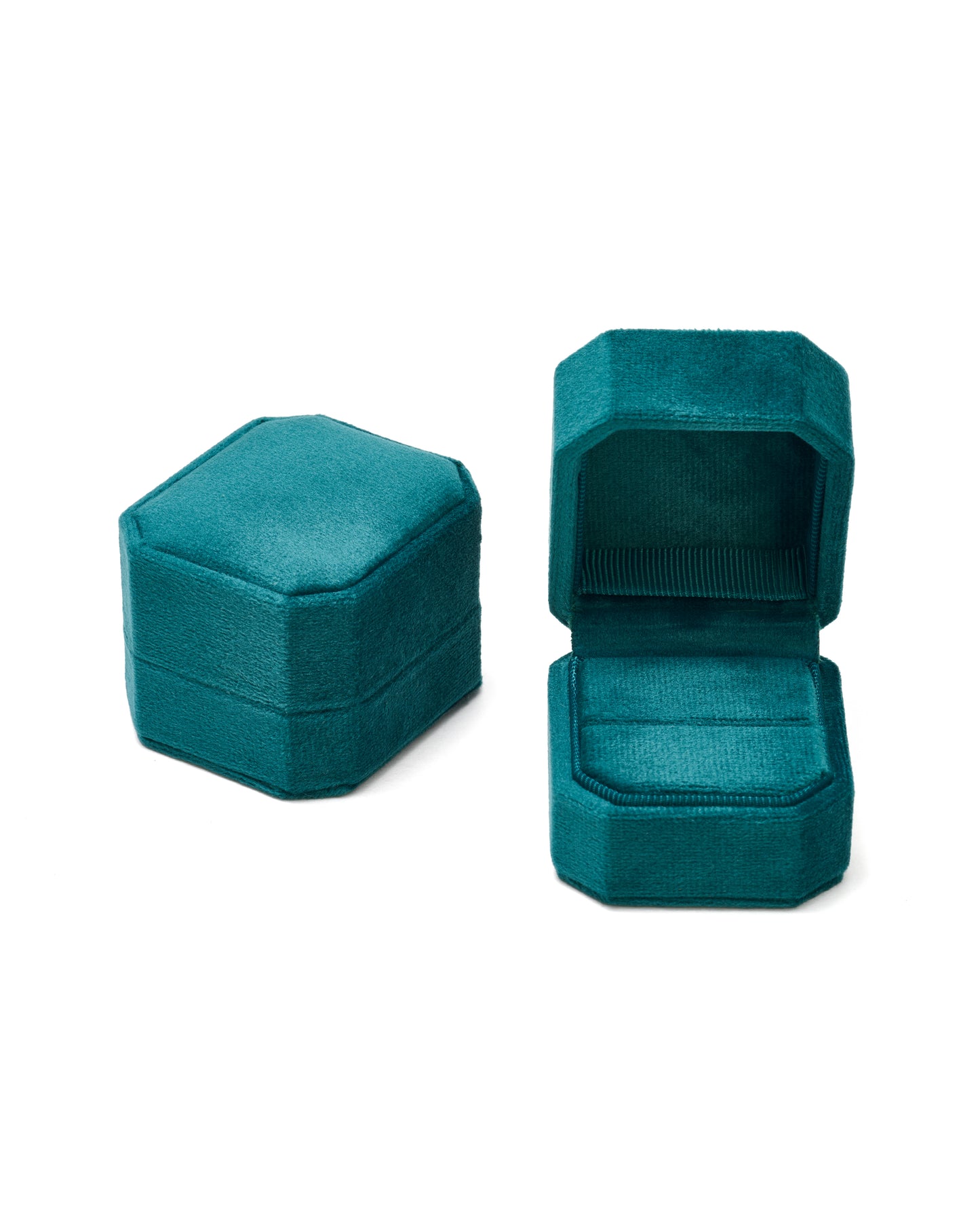 Schmucketui OCTO - Modell 1 mit Inlay Ringschlitz, 50 Stück